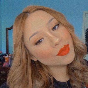 Meet your Posher, Ingrid